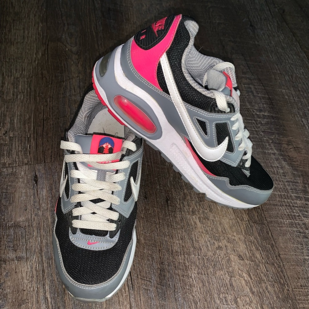 Nike Air Max Western Athletics Skyline